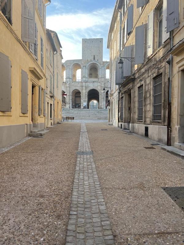 Вилла Joli Mas Ca-Mar Арль Экстерьер фото